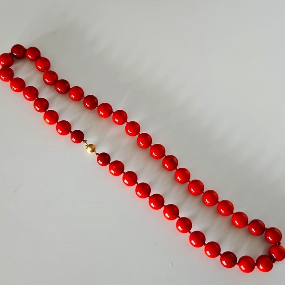 Costume Jewelry Vintage Red Beaded Necklace